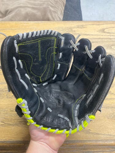 Louisville Slugger Diva RH Infield Softball Glove 12" (Used)