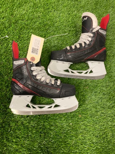 CCM JetSpeed FT455 Hockey Skates Regular Width Size 1