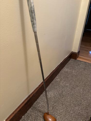 Benchmark wood Mallet Right Handed Putter (Used)