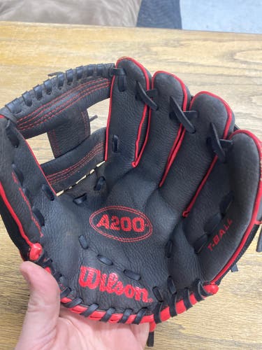 Wilson A200 RH Infield Baseball Glove 10" (Used)