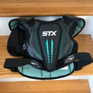 Medium Youth STX Stallion 200+ Shoulder Pads (Used)