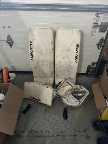 33" 2025 Bauer Flylite Regular Goalie Full Set (Used)