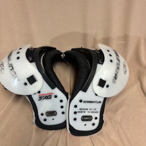 Medium Youth Rawlings Momentum Shoulder Pads (Used)