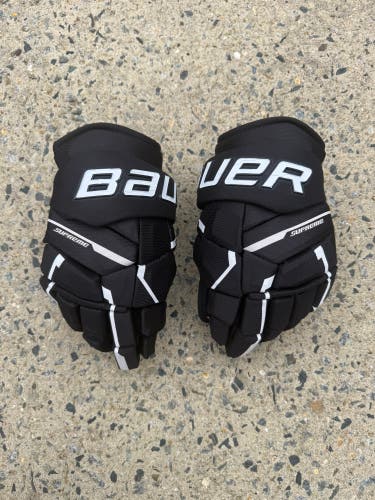 Bauer Supreme M5 Pro Gloves 13" (Used)