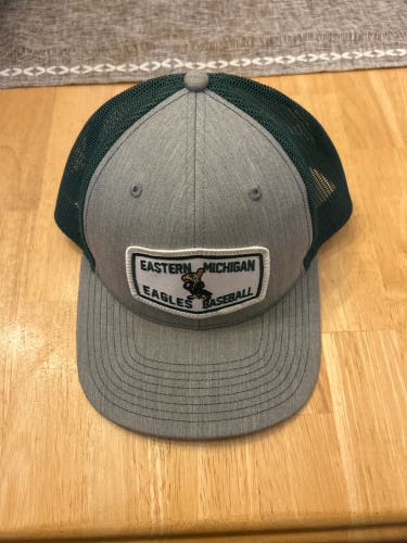 Green Adult Unisex One Size Fits All Hat (Used)