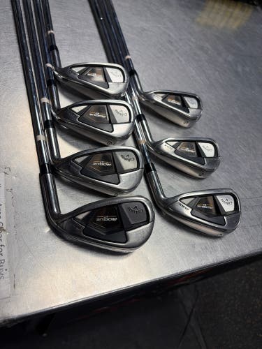 Men's 2022 Callaway Rogue ST Max Right Handed Iron Set Regular Flex (Used)