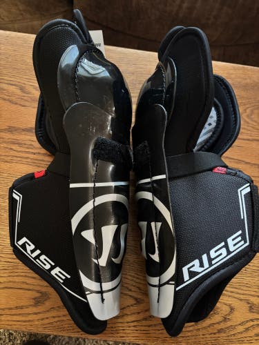 Junior Warrior Rise 11" Shin Pads (New)