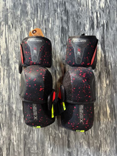 Intermediate Medium Bauer Vapor 3X Elbow Pads (Used)