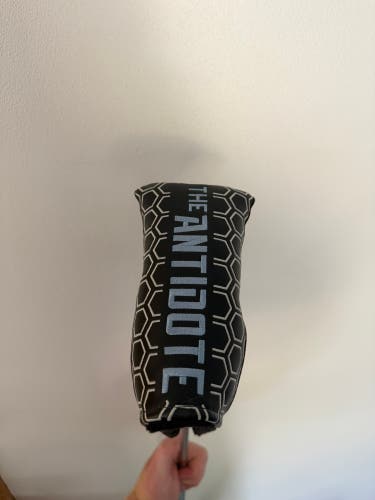Bettinardi Antidote SB1 Blade Right Handed Putter (New)