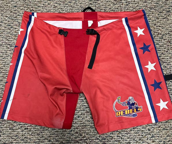 Red Medium Pant Shell (Used)