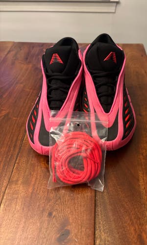 Men's Size M 7.5 (W 8.5) Shoes (Used)