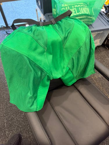 Green Medium Bauer Supreme Pant Shell (Used)