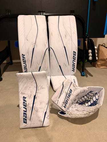 Medium (34+) 2023 Bauer GSX Goalie Leg Pads (Used)