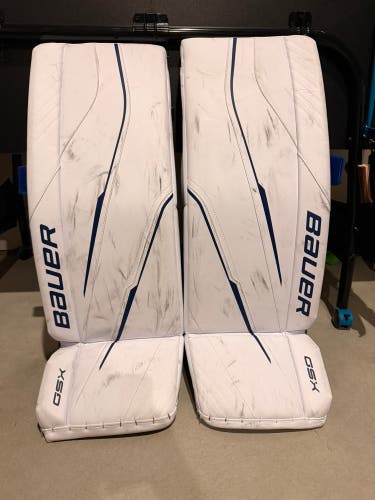 34” Senior (Medium) Bauer GSX Goalie Leg Pads (Lightly Used)