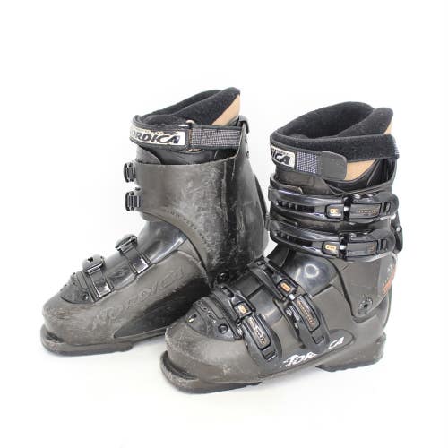 Nordica Trend 07 Ski Boots - Size 4.5 / Mondo 22.5 Used