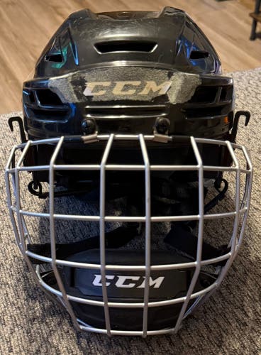Youth CCM Resistance 100 Helmet (Used)