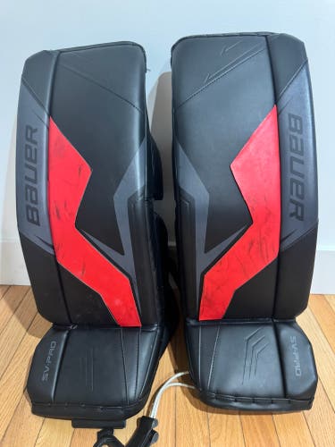Medium Bauer Sv-Pro Goalie Leg Pads (Used)