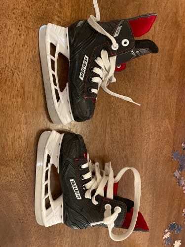 2018 Bauer NS Hockey Skates Regular Width 9 (Used)