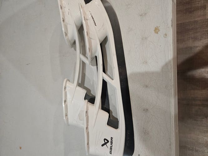 Bauer PowerFly 296 mm with fly-ti steels (Used)