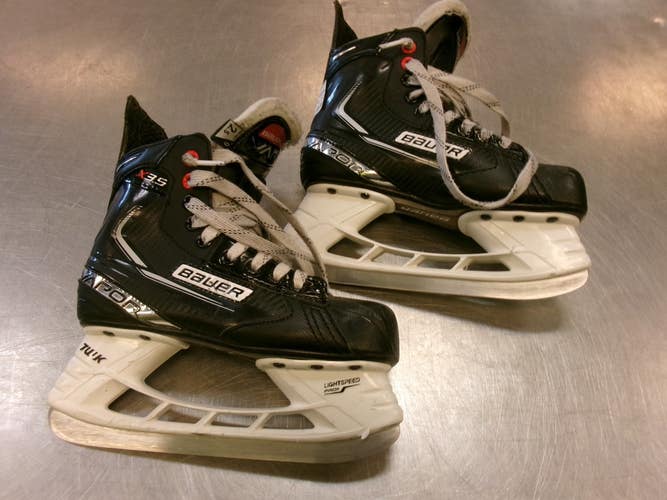 Used Bauer X3.5 Junior Hockey Skate Junior 02.5 11339-S000206812