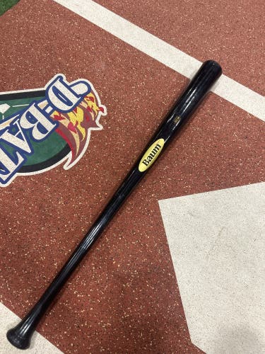 2025 Baum Gold Stock Wood Composite BBCOR Certified Bat (-3) 29 oz 32" (Used)
