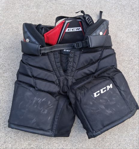 CCM 1.9 INT SM Goalie Pants (Used)