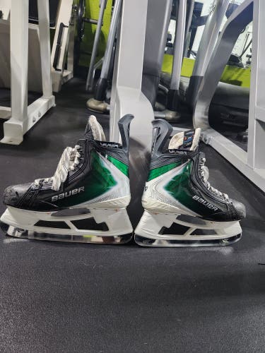 Bauer Flylite Skates
