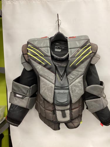 Used Bauer VAPOR HYPERLITE CHEST Senior Body Armor LG 11851-S000053339