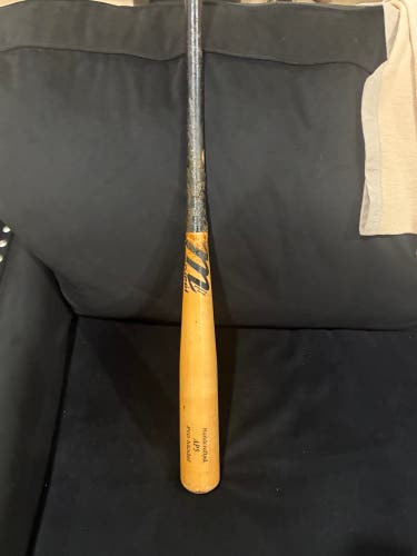 Marucci AP5 Maple Bat (-3) 30 oz 33" (Used)