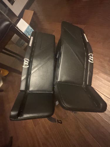 30" Warrior Ritual R/G6 Goalie Leg Pads (New)