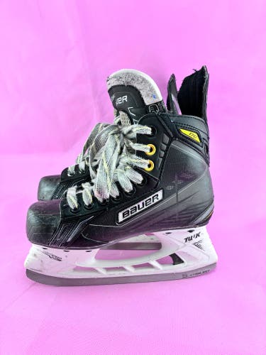 Bauer Supreme 170 Hockey Skates JR 2D