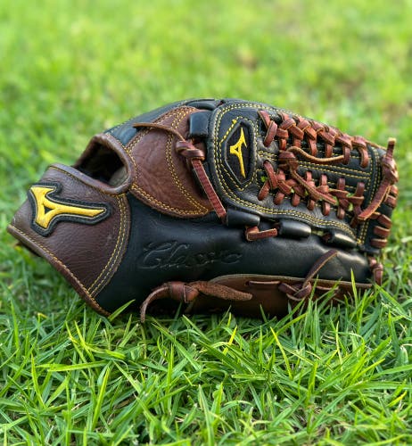 Mizuno Classic Pro RH Baseball Glove 11.5"