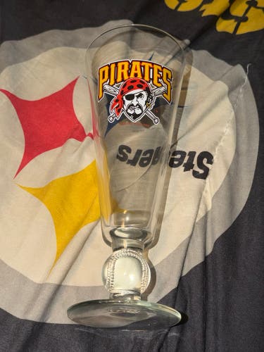 Hunter MLB Baseball Pittsburgh Pirates 2005 Beer Glass Collectible Used Pre Owned.