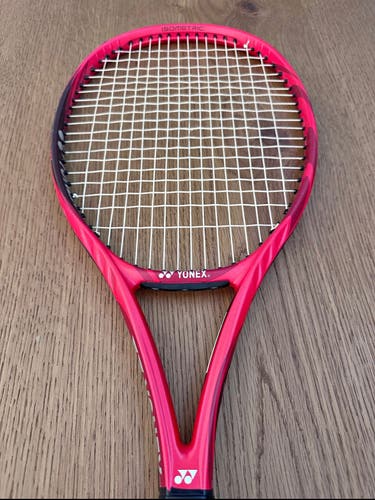 Adult YONEX VCORE Tennis Racquet (Used)