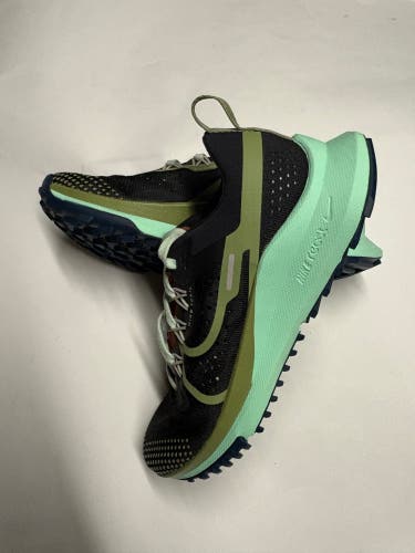 Nike React Pegasus Trail Shoes Sneakers Women’s 6 $155 Retail DJ6159-004 New