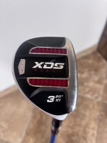 Acer XDS React 3 Hybrid 20° RH Graphite Shaft Golf Club Lamkin Grip