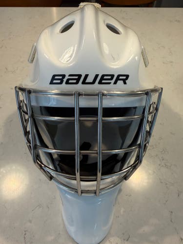 Junior 2025 Bauer 940 Goalie Mask (Practically NEW)