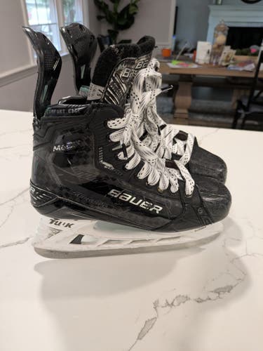 Bauer Supreme Mach Hockey Skates Size 7.5 Fit 2
