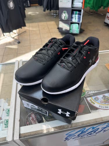 Under Armour Golf Shoes - Size 8.5 (New)