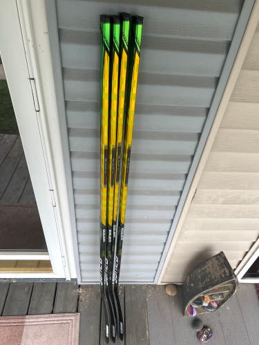 Intermediate Bauer Supreme Ultrasonic Left Hand Hockey Stick P88 55 Flex (New)