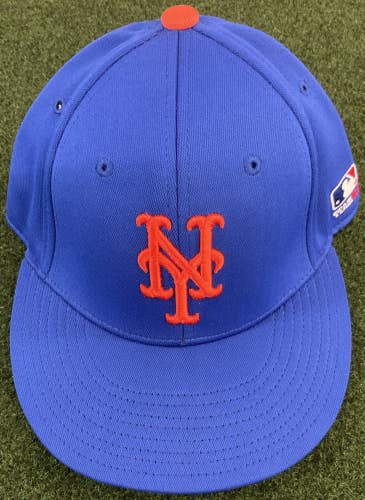 OC Sports MLB New York Mets Fitted Hat S/M Officially Licensed New With Tag