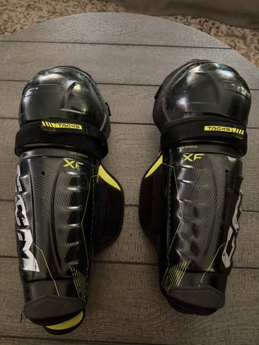 CCM Tacks XF Shin Pads 14" (Used)