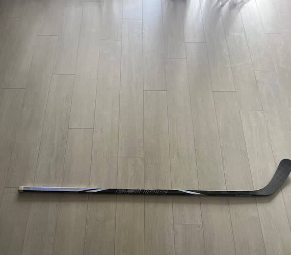 Intermediate Bauer Nexus Tracer Left Hand Hockey Stick P92 55 Flex (Used)