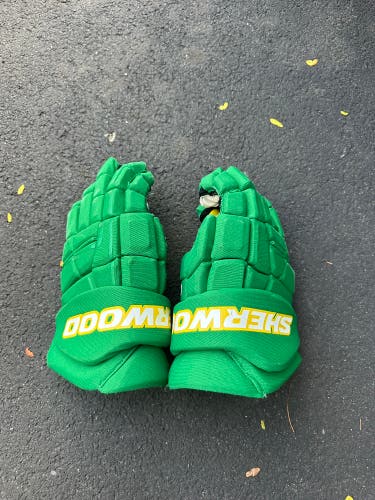 Sher-Wood Code Encrypt Pro Gloves 14" Pro Stock (Used)