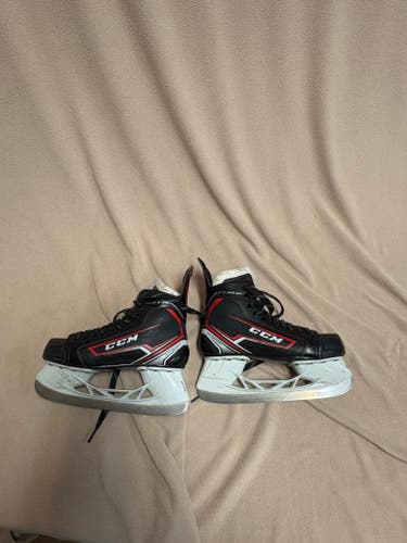 CCM JetSpeed FT340 Hockey Skates 5 (Used)
