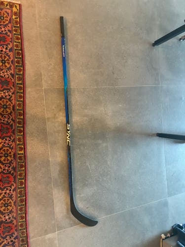 Zibanejad / Kovalev Sr Bauer Nexus Sync RH Toe Pattern 87 Flex (New)