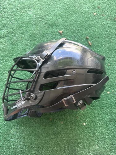 Black Youth Cascade CPV-R Helmet (Used) | S/M