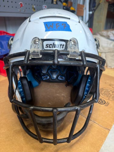 USED SCHUTT F7 VTD - MEDIUM - WHITE METALLIC