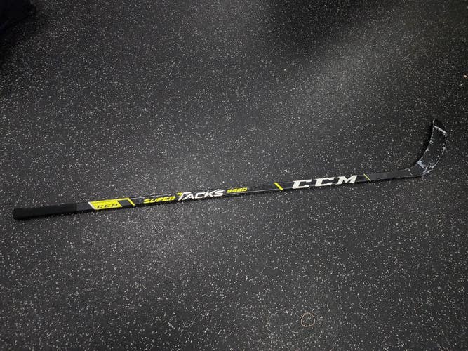 Used CCM SUPER TACKS 9360 Senior One Piece Right 75 Flex 11849-S000044885