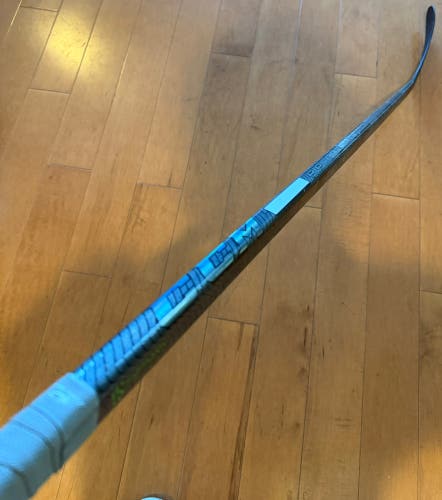 CCM Ribcor Trigger 6 Pro Senior Hockey Stick — RH 85 Flex P28 (66" Height w/ Lizard Skins) (Used)